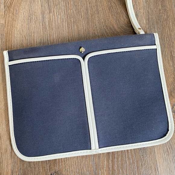 Kate Spade Sam canvas plunge wristlet in Blazer Blue - Picture 2 of 6